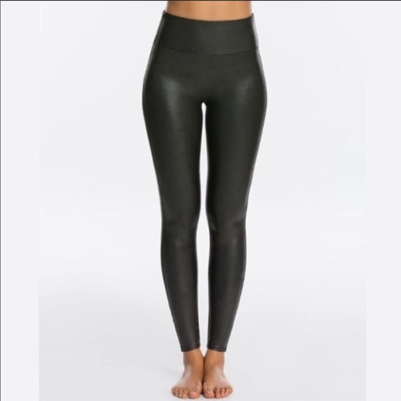SPANX Pants - Spanx Faux Leather Leggings. Black. Size Medium.